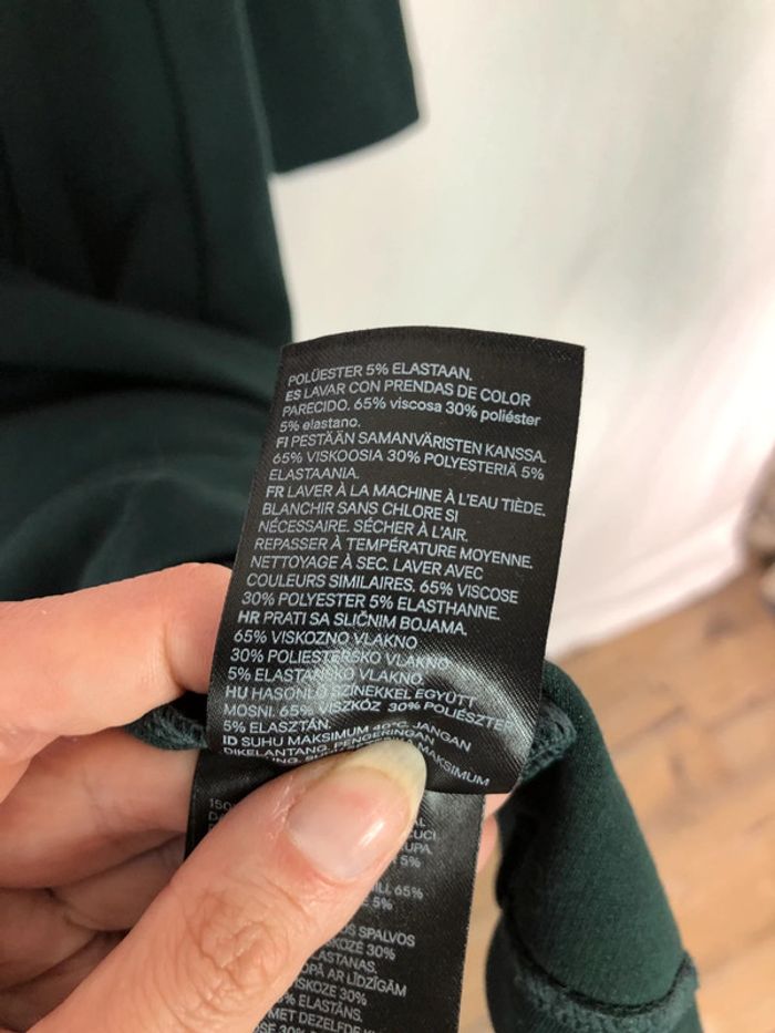 Robe vert sapin à manches longues H&M taille 34 / XS très bon état. - photo numéro 10