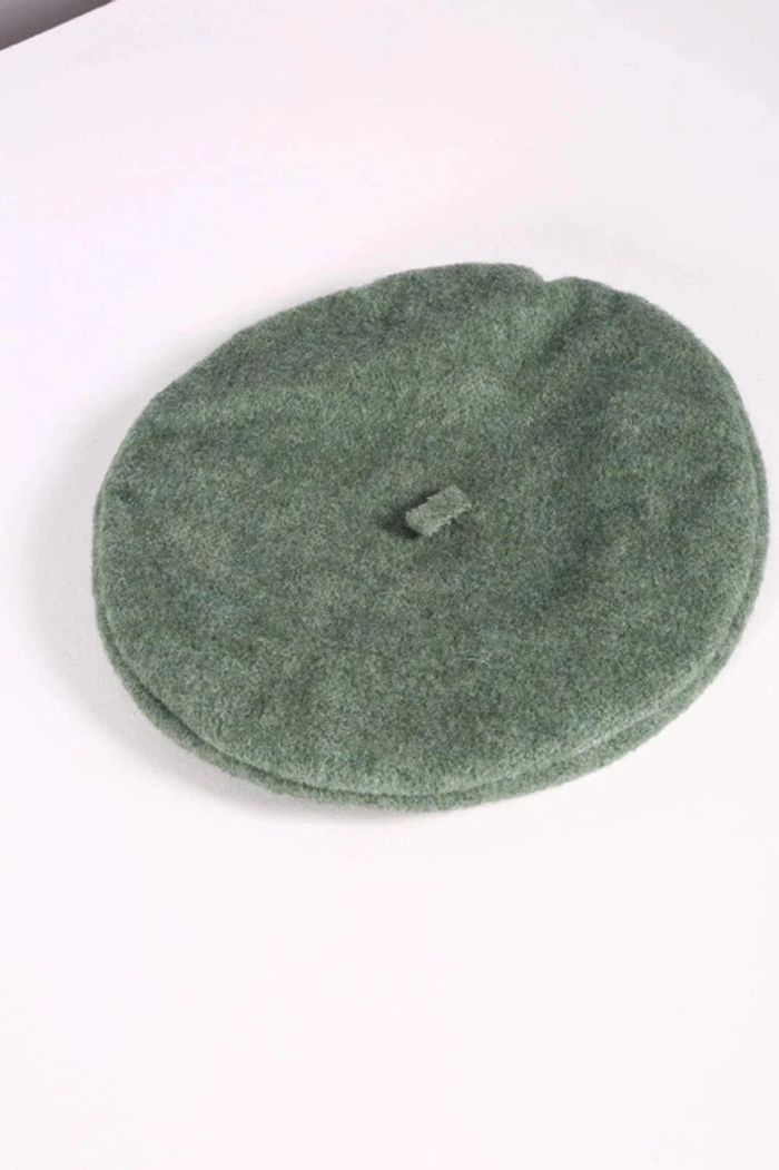 Superbe béret en laine (#240389)