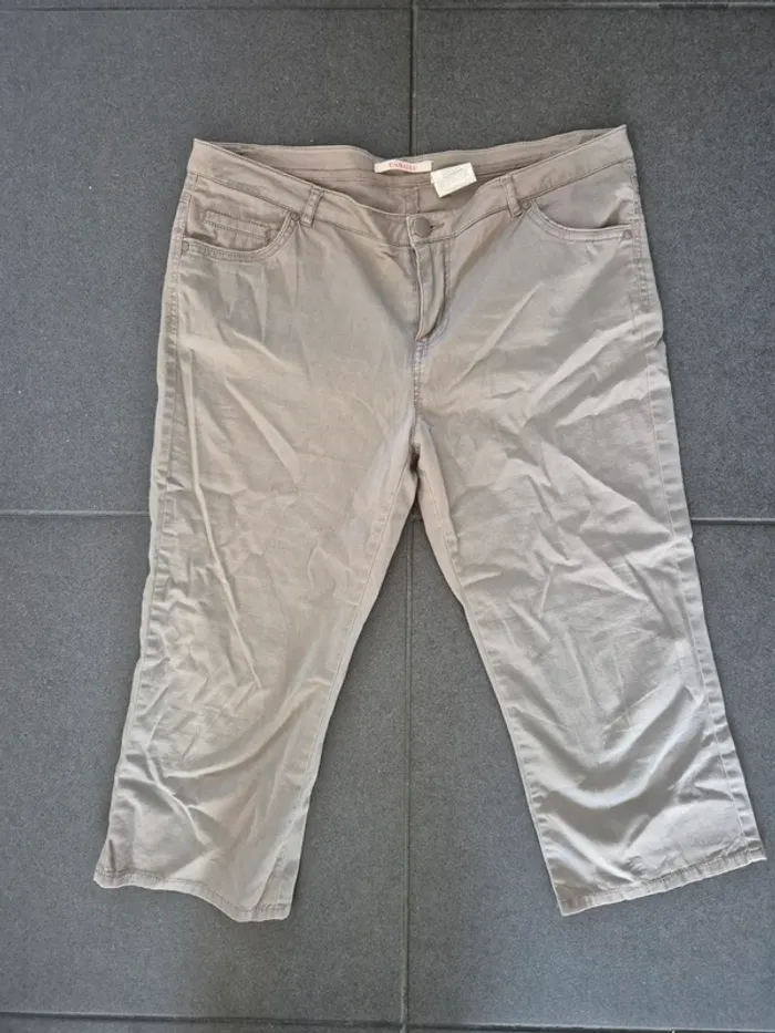 Pantacourt gris Taille 42 camaïeu - photo numéro 3