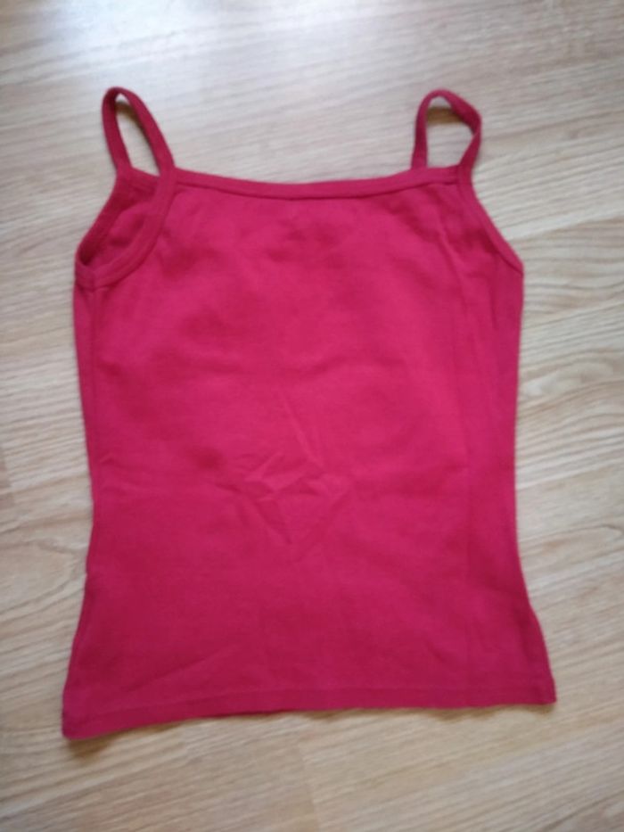 Débardeur rouge. Femme. Cache Cache.
Taille 1 - photo numéro 6