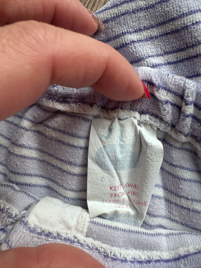 - Pyjama bébé confort - 6 mois - Très bon état - photo numéro 2