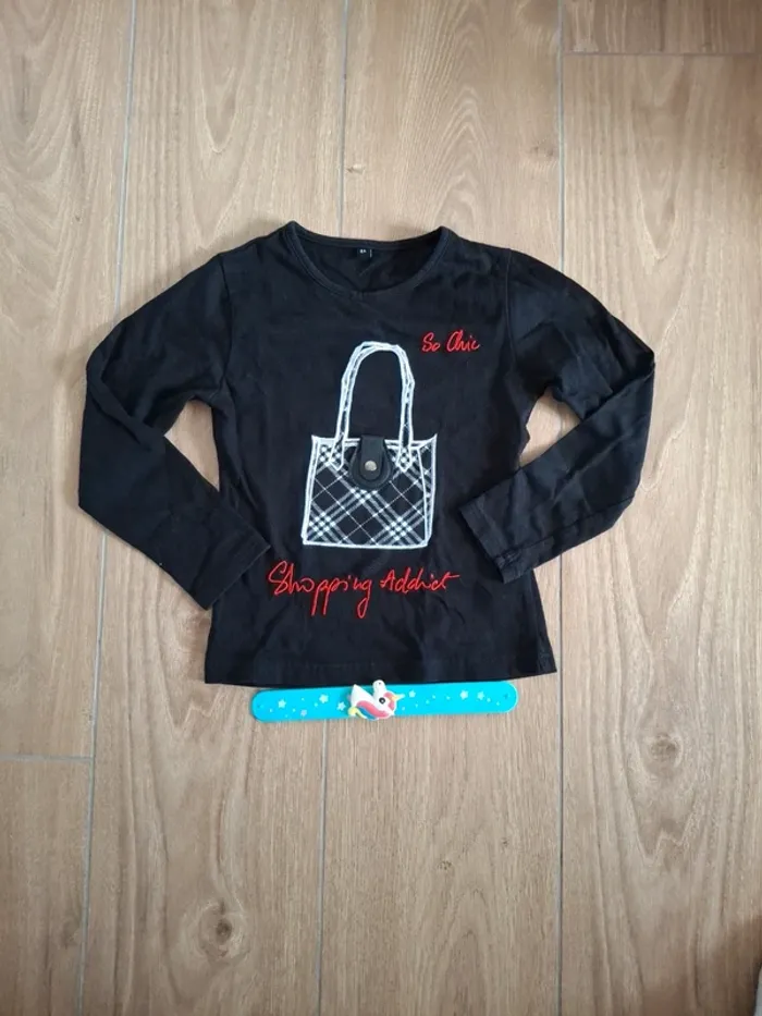T-shirt manches longues 6ans très bon état - photo numéro 2