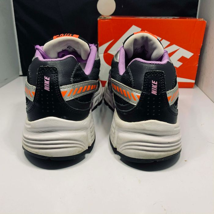 Nike Air Max Initiator – Black / Atomic Violet / Gris – Pointure 39 - photo numéro 8