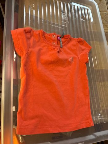 Haut orange