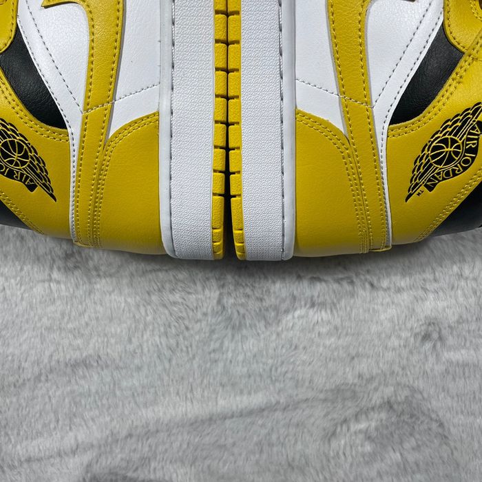 Nike Air Jordan 1 Mid « White Vivid Sulfur-Black » pointure 44.5 - photo numéro 8