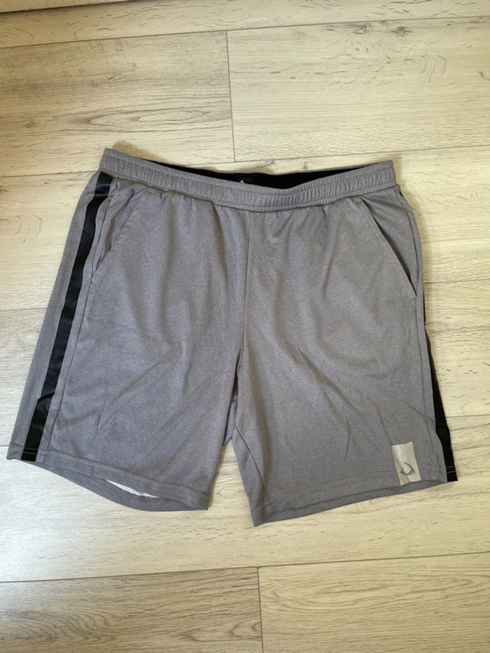 Short sport - photo numéro 4