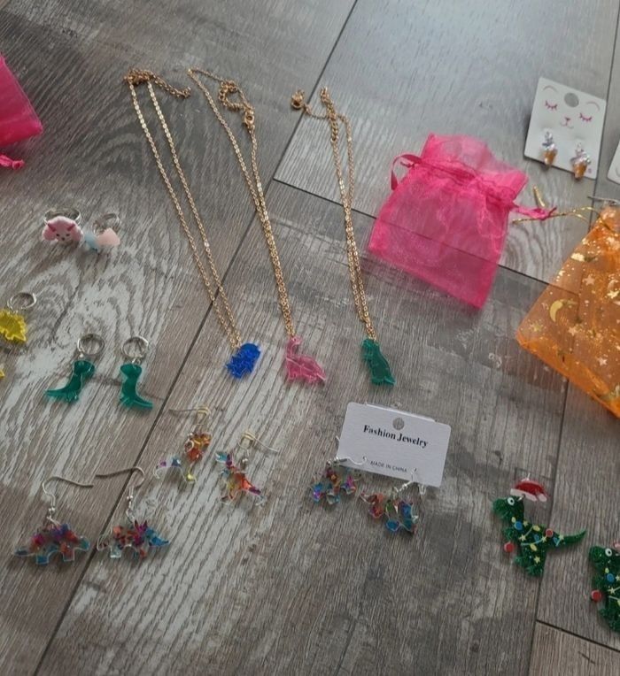 Bijoux dinosaures - photo numéro 7