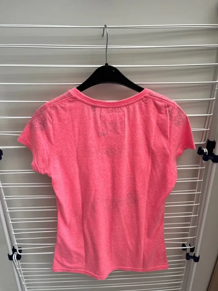 T-shirt rose - photo numéro 2