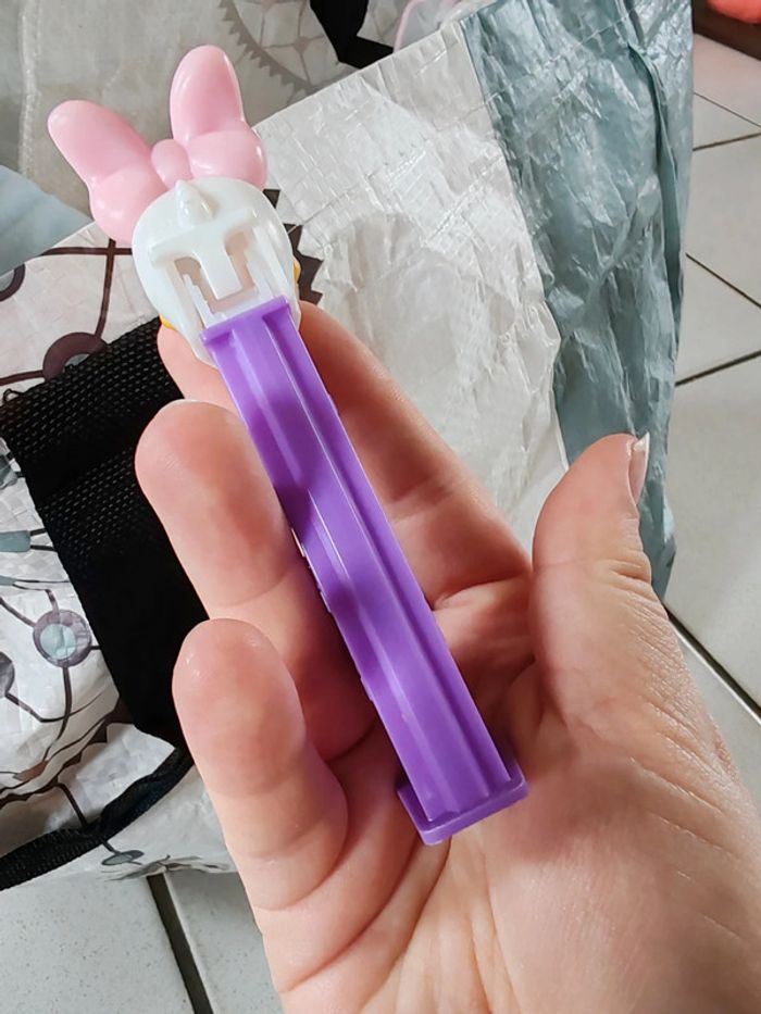 Figurine Daisy - pez - photo numéro 3