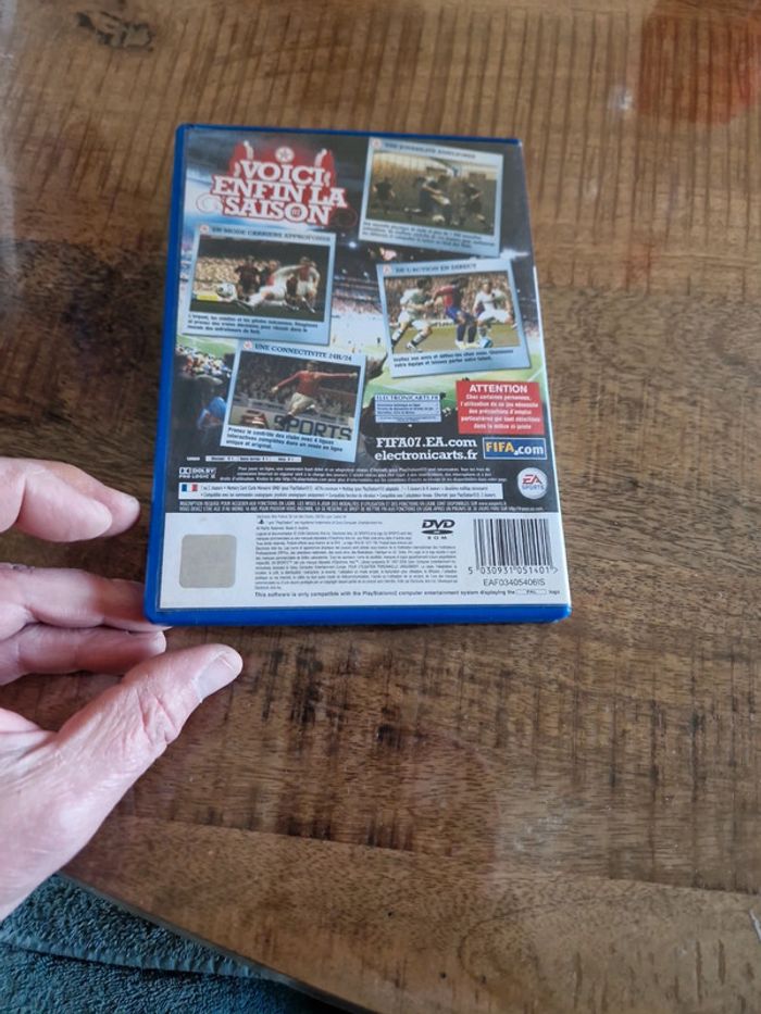 Fifa 7 ps2 - photo numéro 3