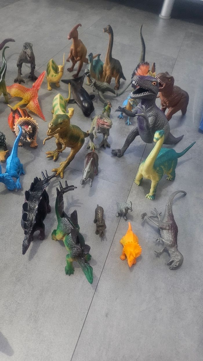Lot dinosaures - photo numéro 2