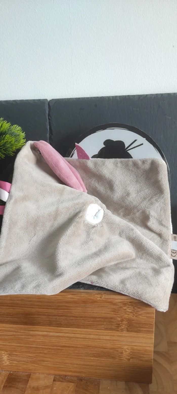 Doudou plat Lapin Nina rose beige nattou marron coeur pois noeud Carré Tétine - photo numéro 2