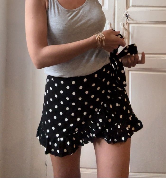 Short / jupe portefeuille à pois Zara taille S
