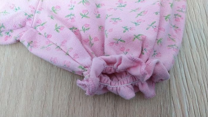 Ensemble fleurs rose 3 mois - photo numéro 5