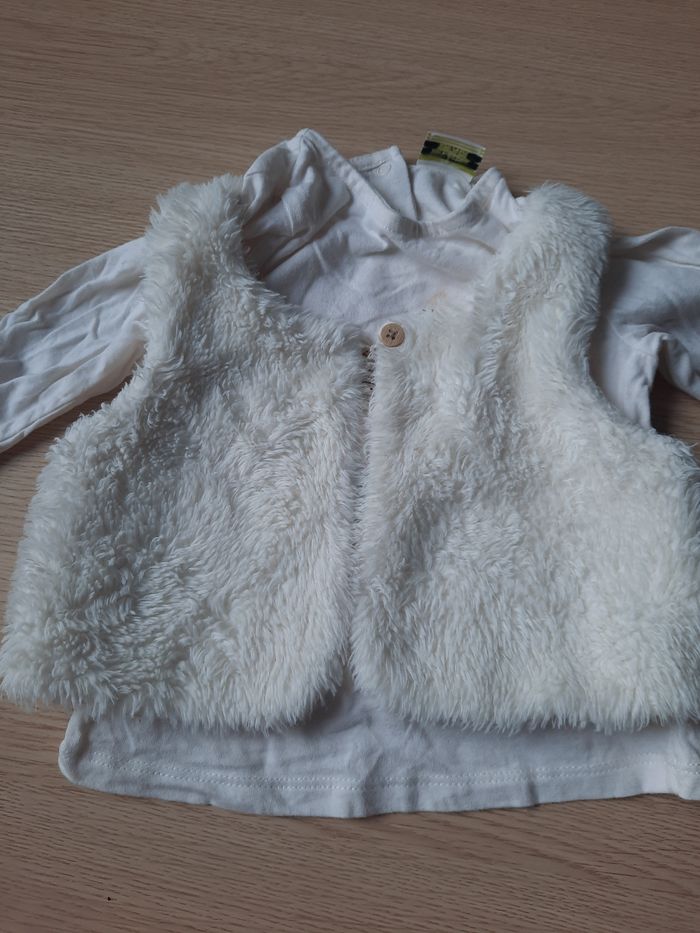 Ensemble 3  pièces  jean tee shirt ML et gilet - photo numéro 4