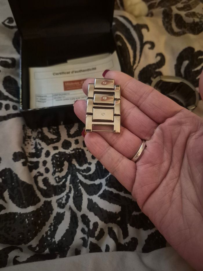 Montre femme guess - photo numéro 3