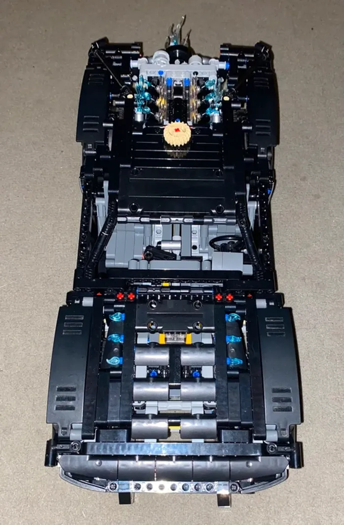 Lego Technic Batman 42127 - photo numéro 4