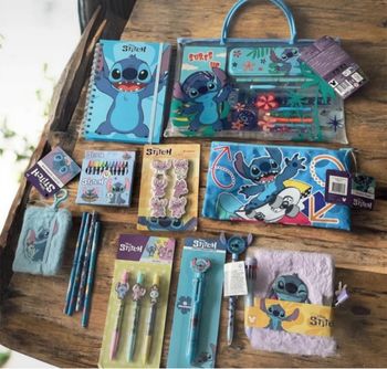 Accessoires papeterie stitch