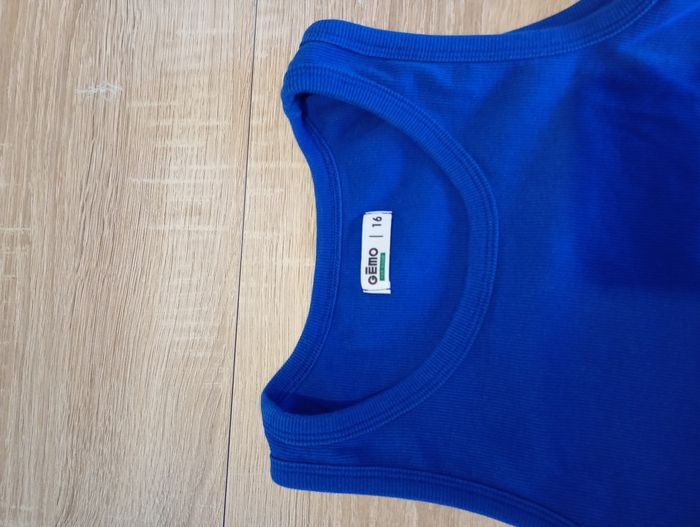 Top bleu - photo numéro 5