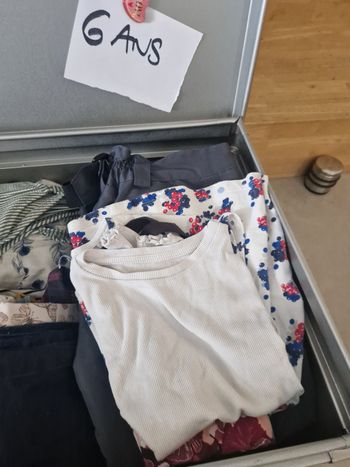 Lot vetements 6 ans