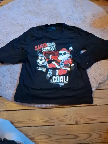 Tshirt taille 7/8 ans
