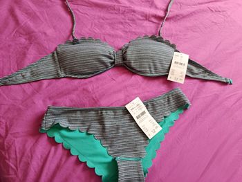 Maillot de bain 2 pièces neuf