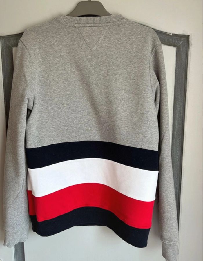 Sweat Tommy Hilfiger 16 ans 176cm - photo numéro 3