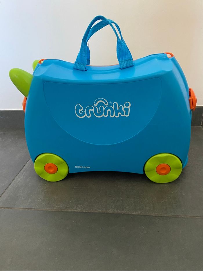 Valise trunki - photo numéro 3