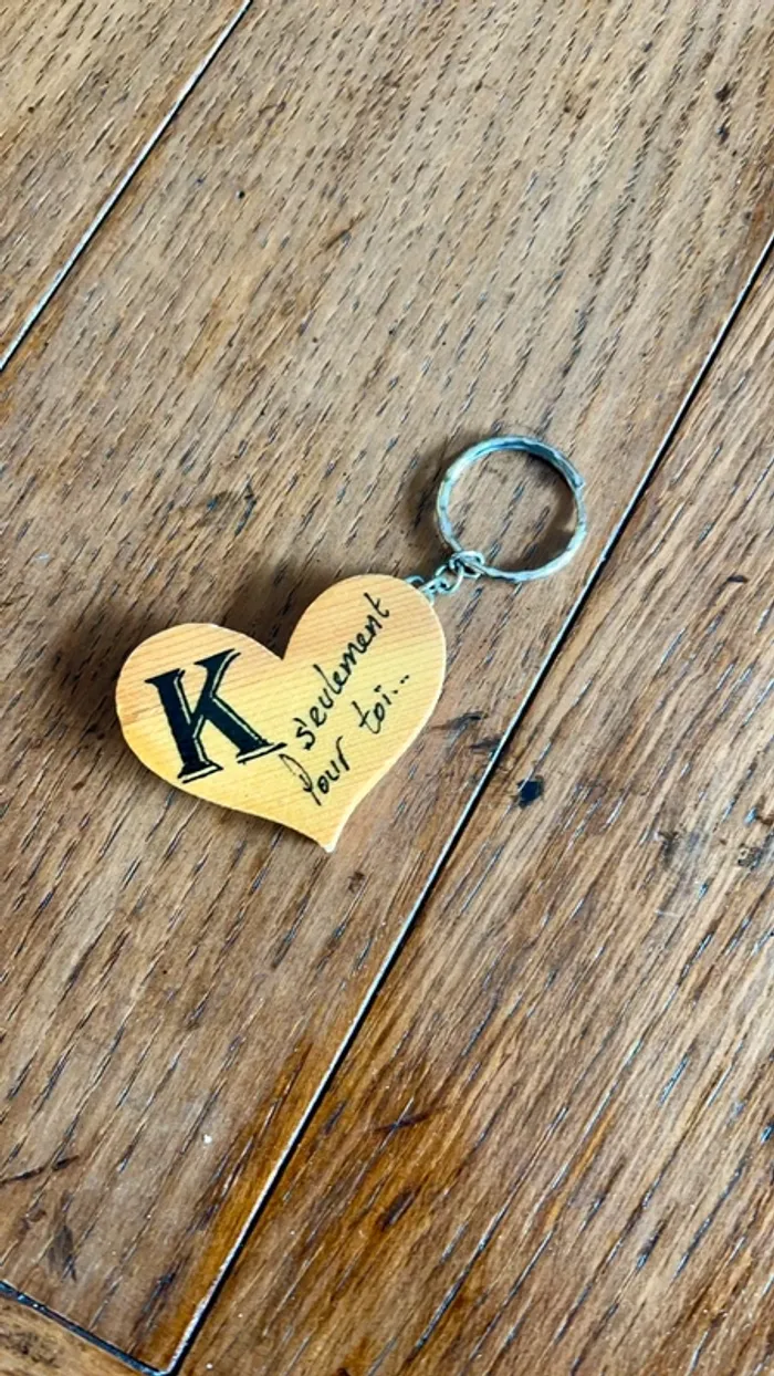 Porte-clés initial "K" 🧡