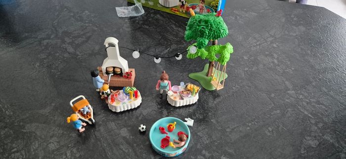 Playmobil 9272 famille barbecue - photo numéro 3