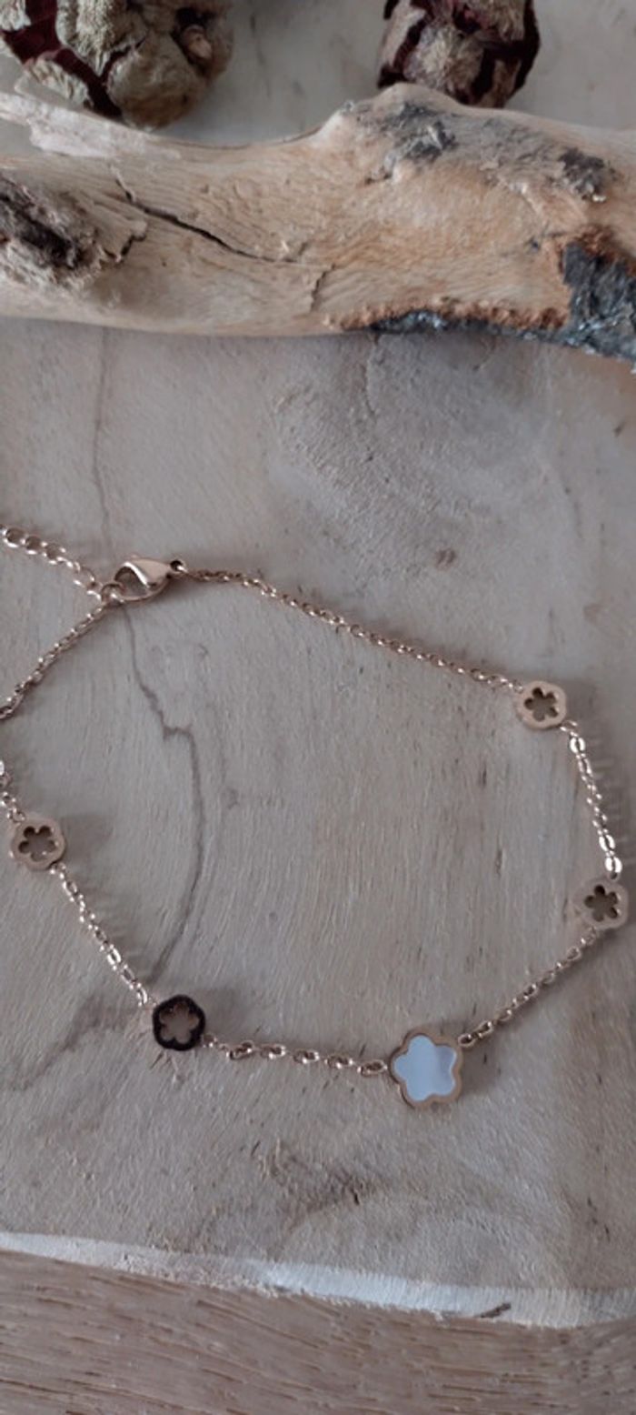 Bracelet fleurs - photo numéro 2