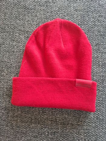 Bonnet mixte H&M en très bon état