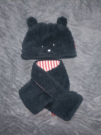 Bonnet + écharpe / 6-12 mois