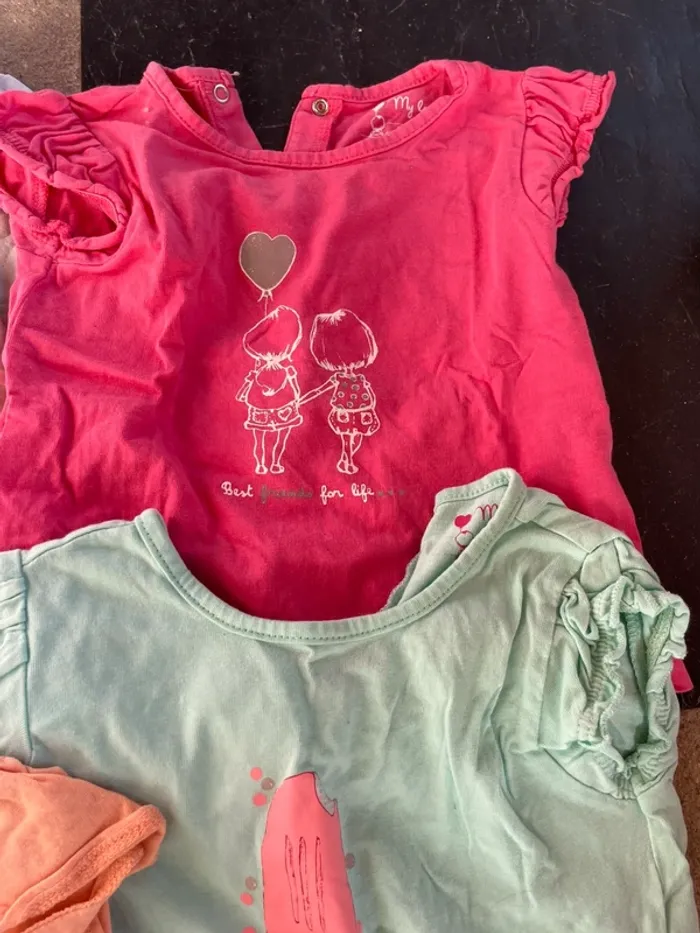 Lot 4 T shirt manche courte 18 mois - photo numéro 3