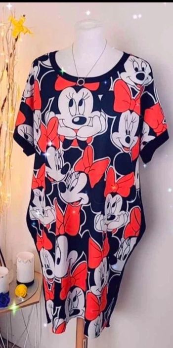Très belle robe Minnie avec poche sur les coter