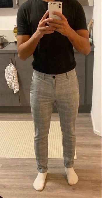 Pantalon coupe droite à carreaux 