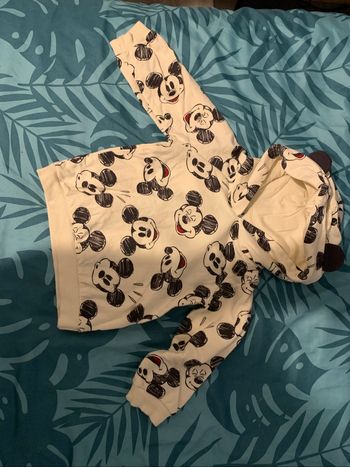 Pull à capuche