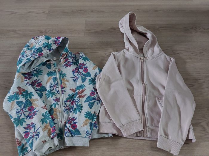 Lot vêtements fille 8 ans - photo numéro 7