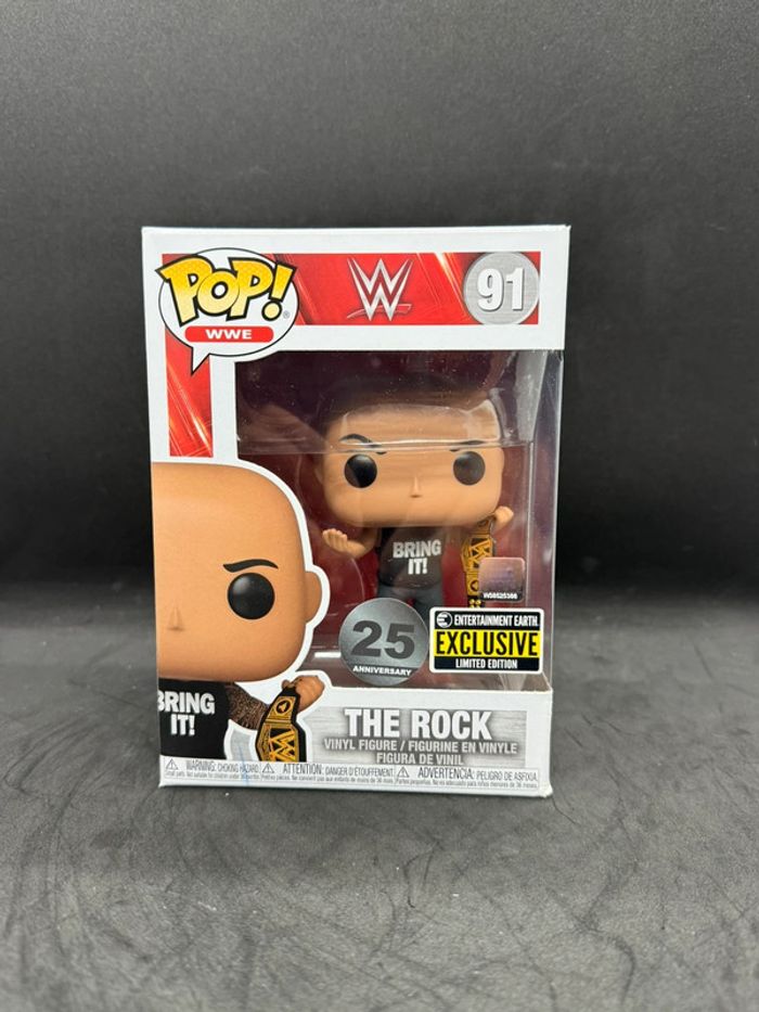 Funko pop WWE The Rock 91 EE Exclusive - photo numéro 2