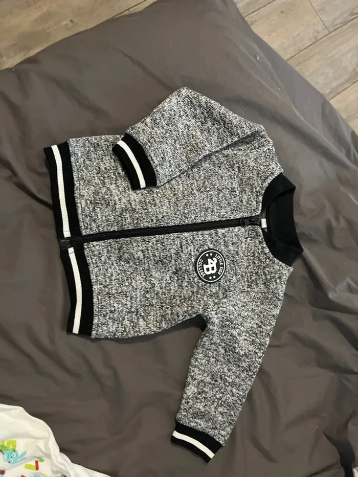 Lot de 7 pull/veste - photo numéro 3