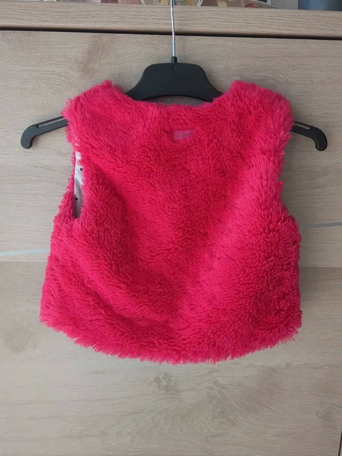 Gilet sans manches catimini 2 ans - photo numéro 3