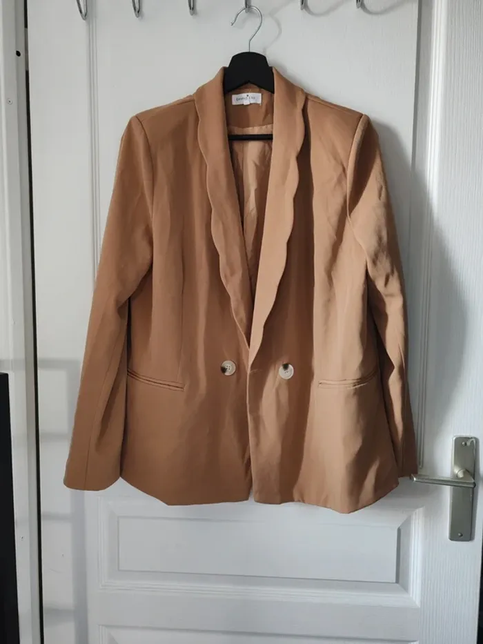 Ensemble blazer/ pantalon - photo numéro 2