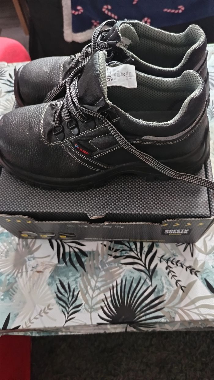 Chaussure de sécurité - photo numéro 2