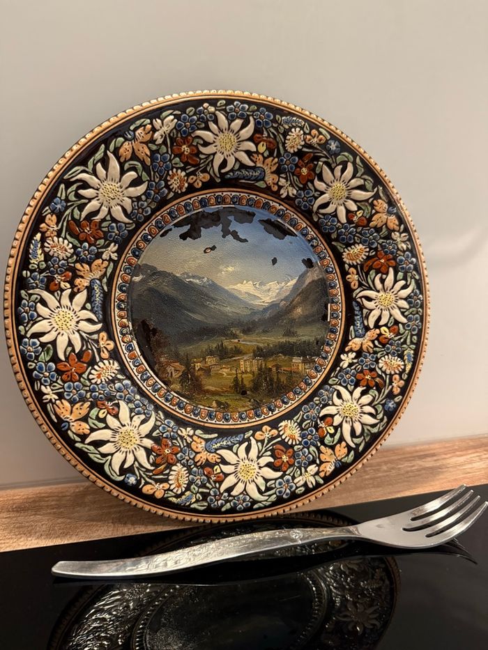 Assiette ancienne faïence de Thoune (Suisse) décor alpin peint à la main - photo numéro 3