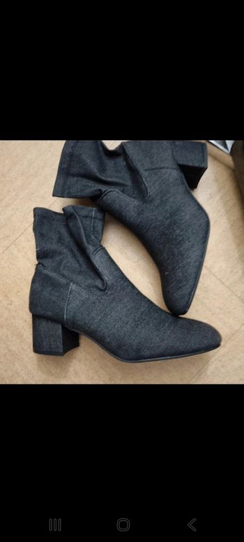 bottines taille 4l39 - NEUF