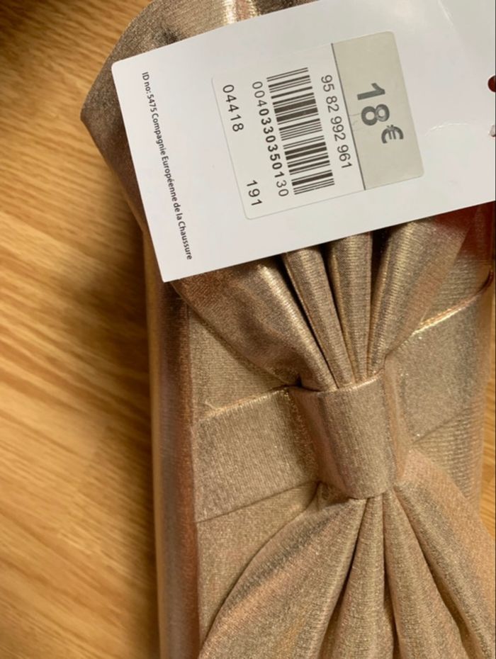 Pochette dorée - photo numéro 3