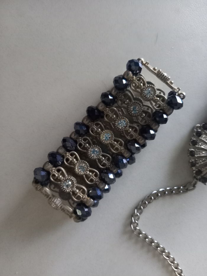Collier et bracelet - photo numéro 3