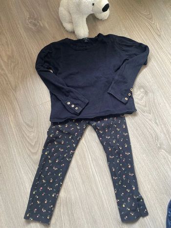 Ensemble pull et legging à fleurs Kiabi 4 ans