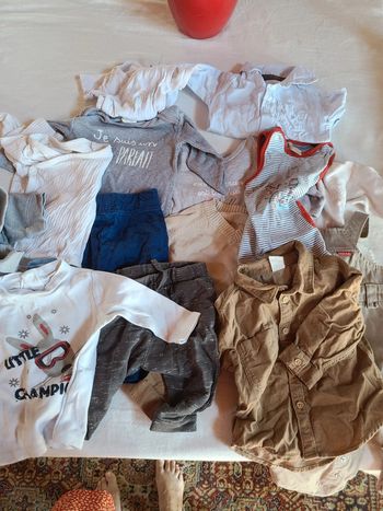Lot de 16 vêtements 6 mois garcon