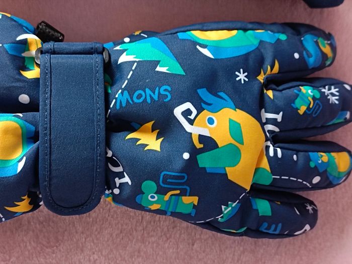 Gants de ski pour enfant taille M de 8-11 ans neufs - photo numéro 9